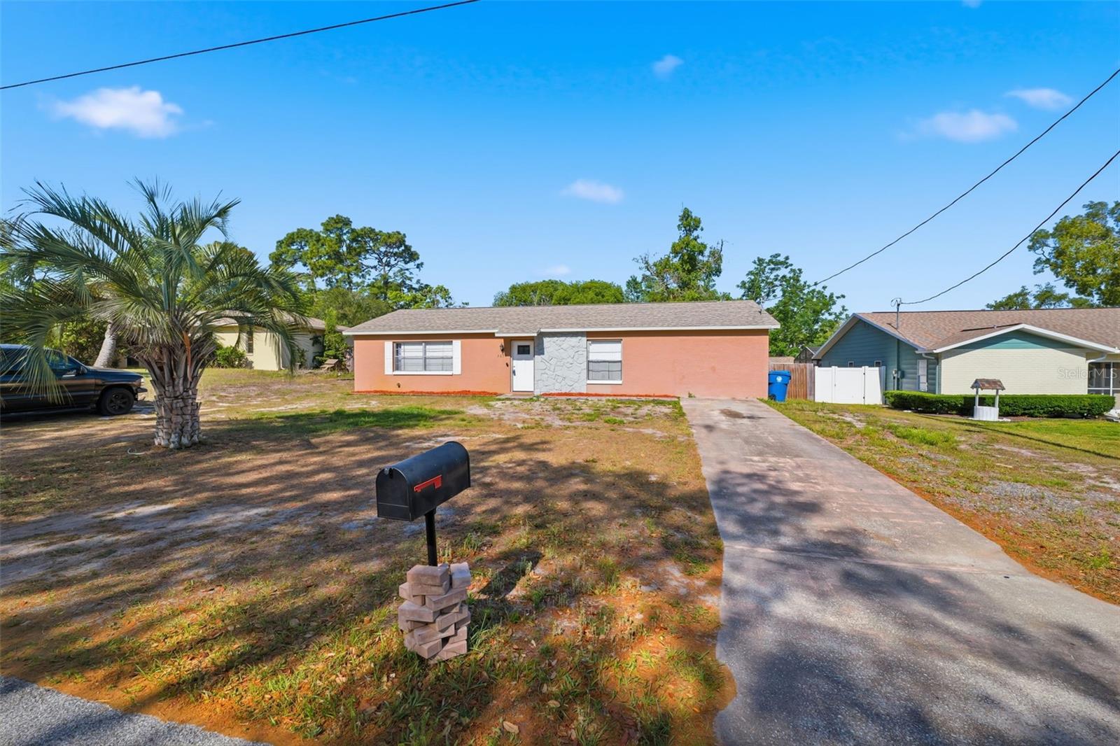 SPRING HILL - Residential