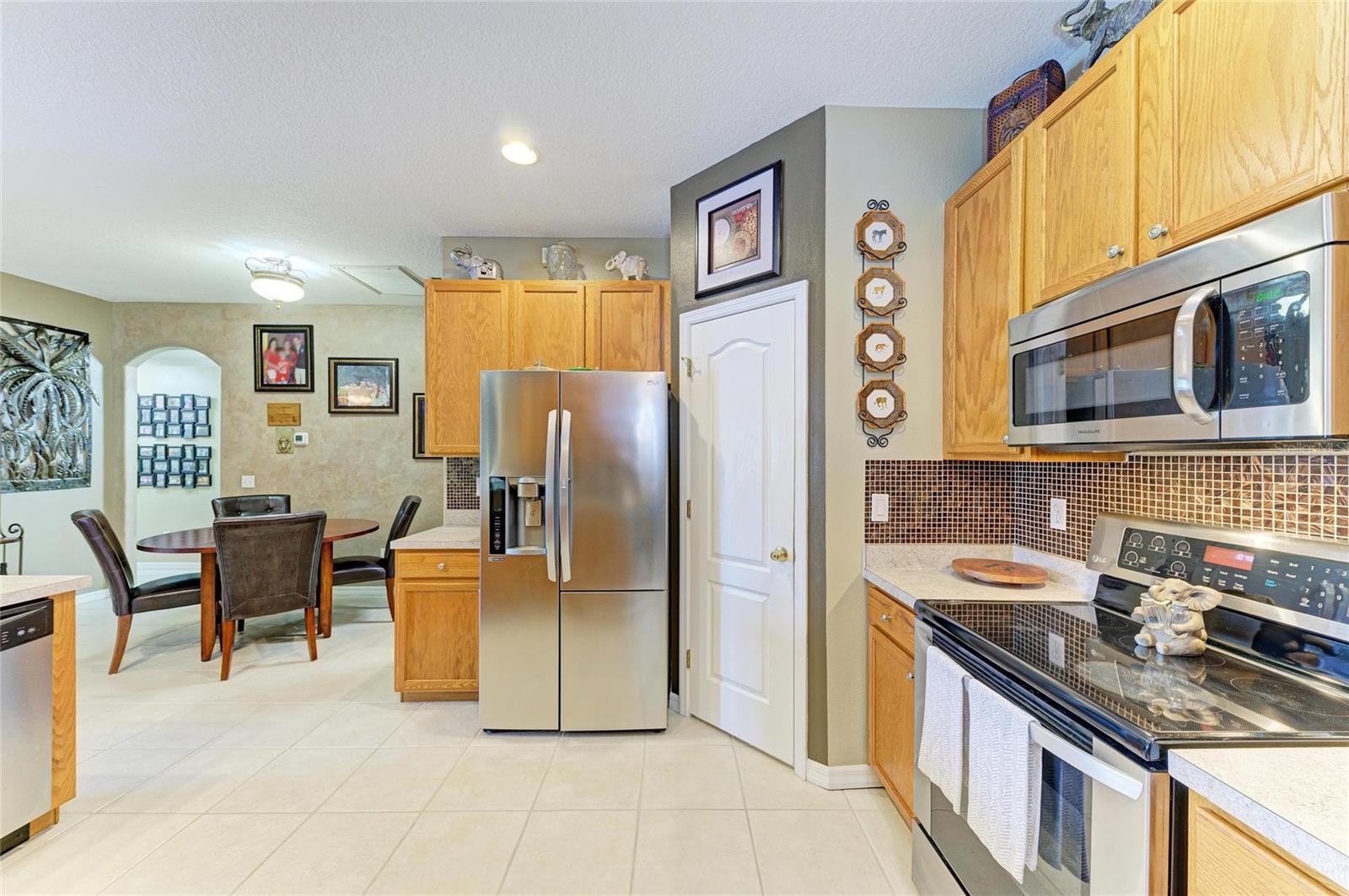 HIGHLAND RIDGE - Residential