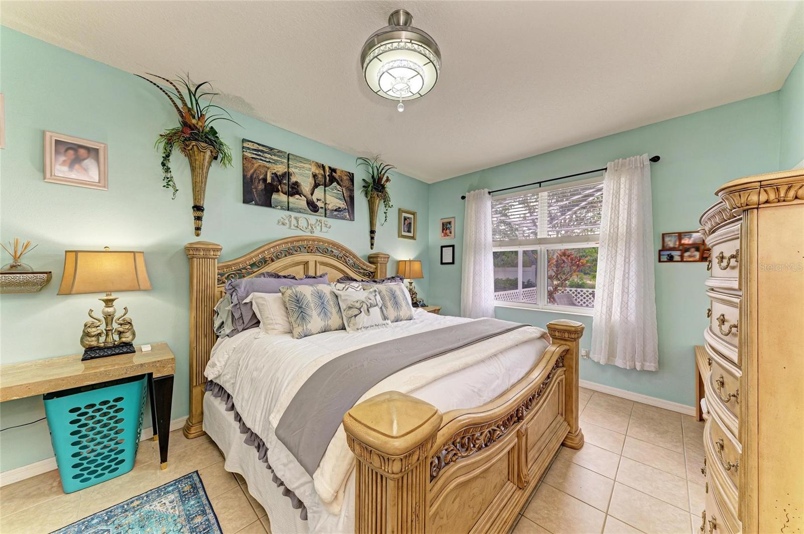 HIGHLAND RIDGE - Residential