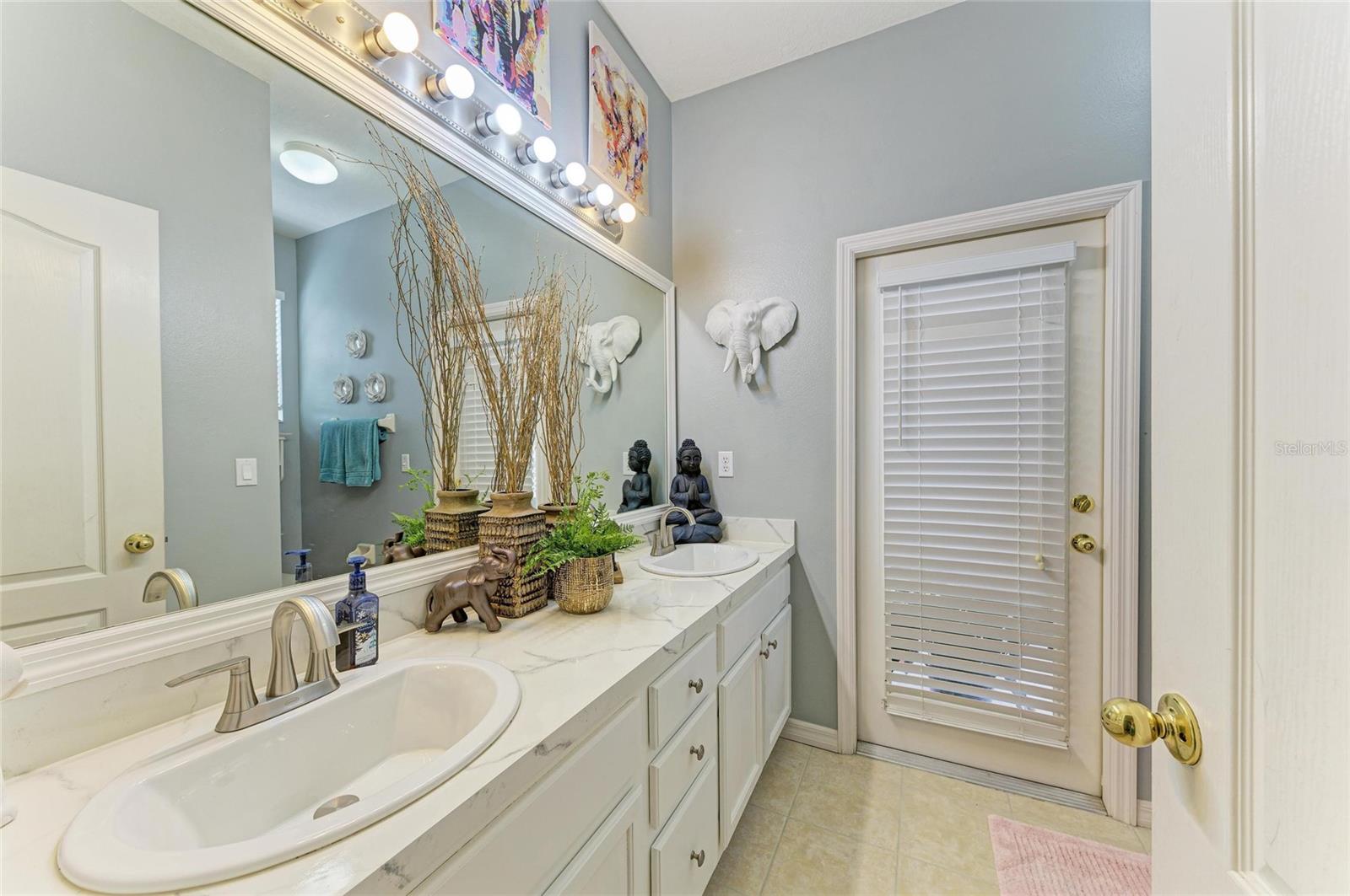 HIGHLAND RIDGE - Residential