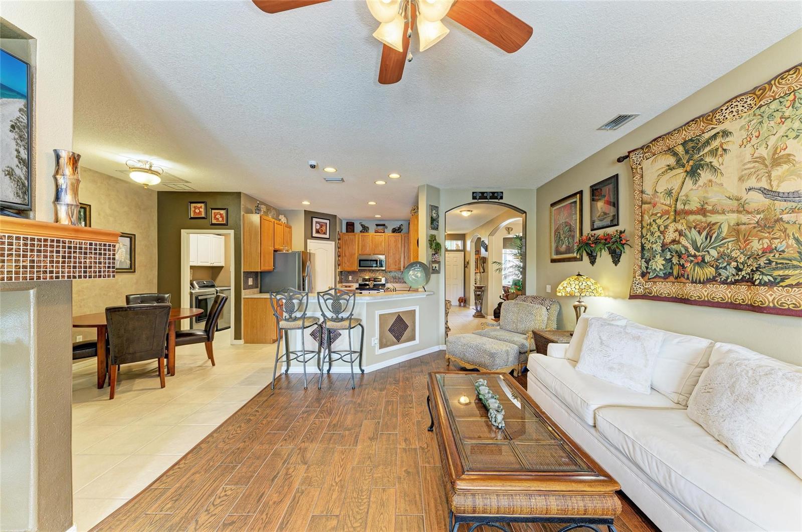 HIGHLAND RIDGE - Residential