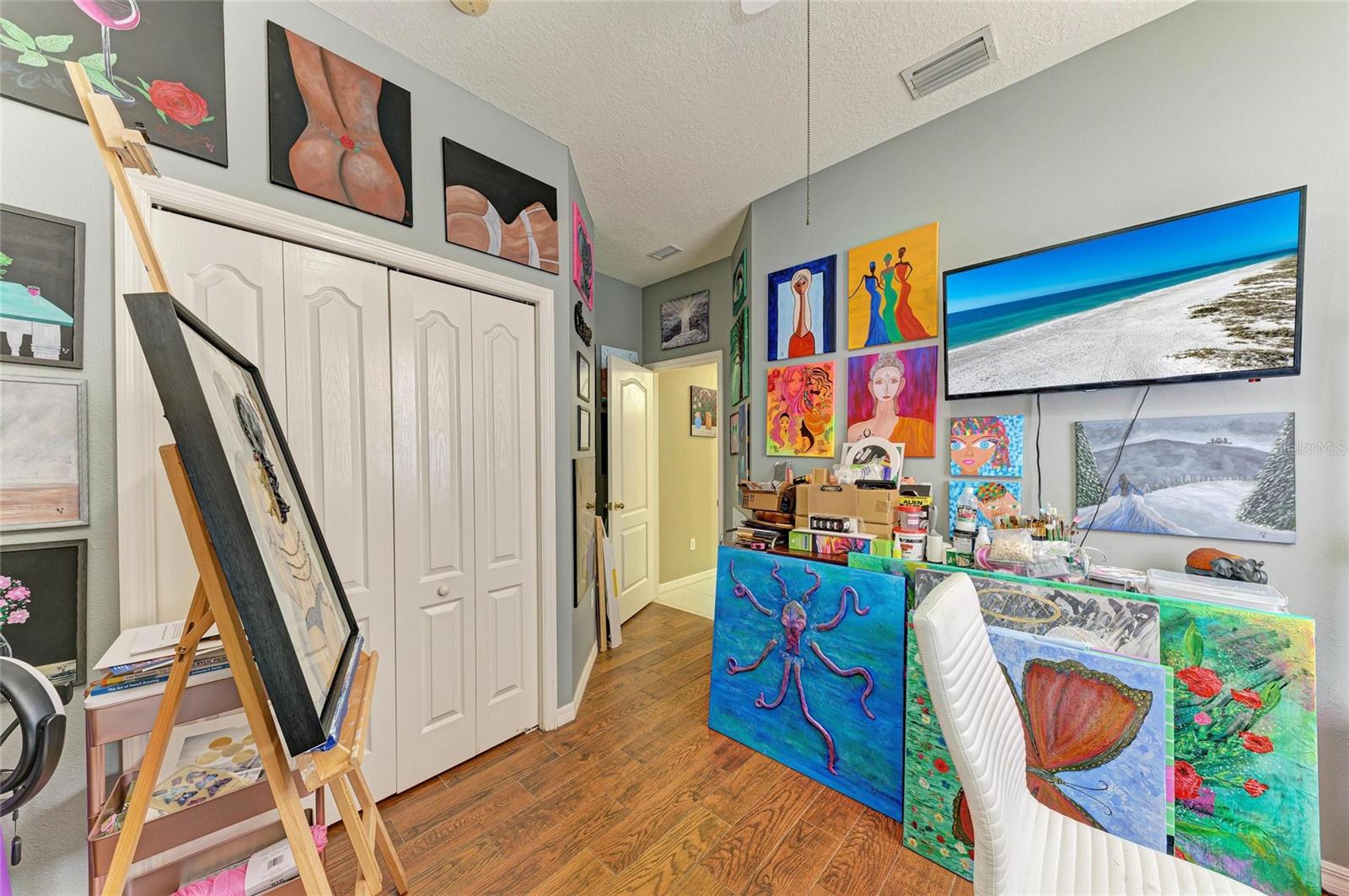 HIGHLAND RIDGE - Residential