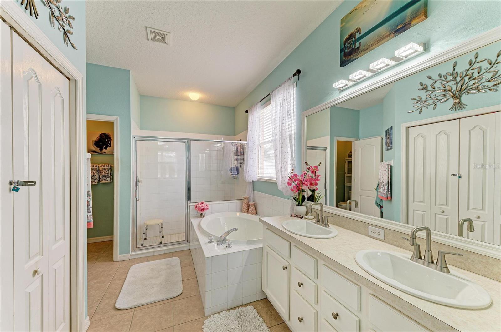 HIGHLAND RIDGE - Residential