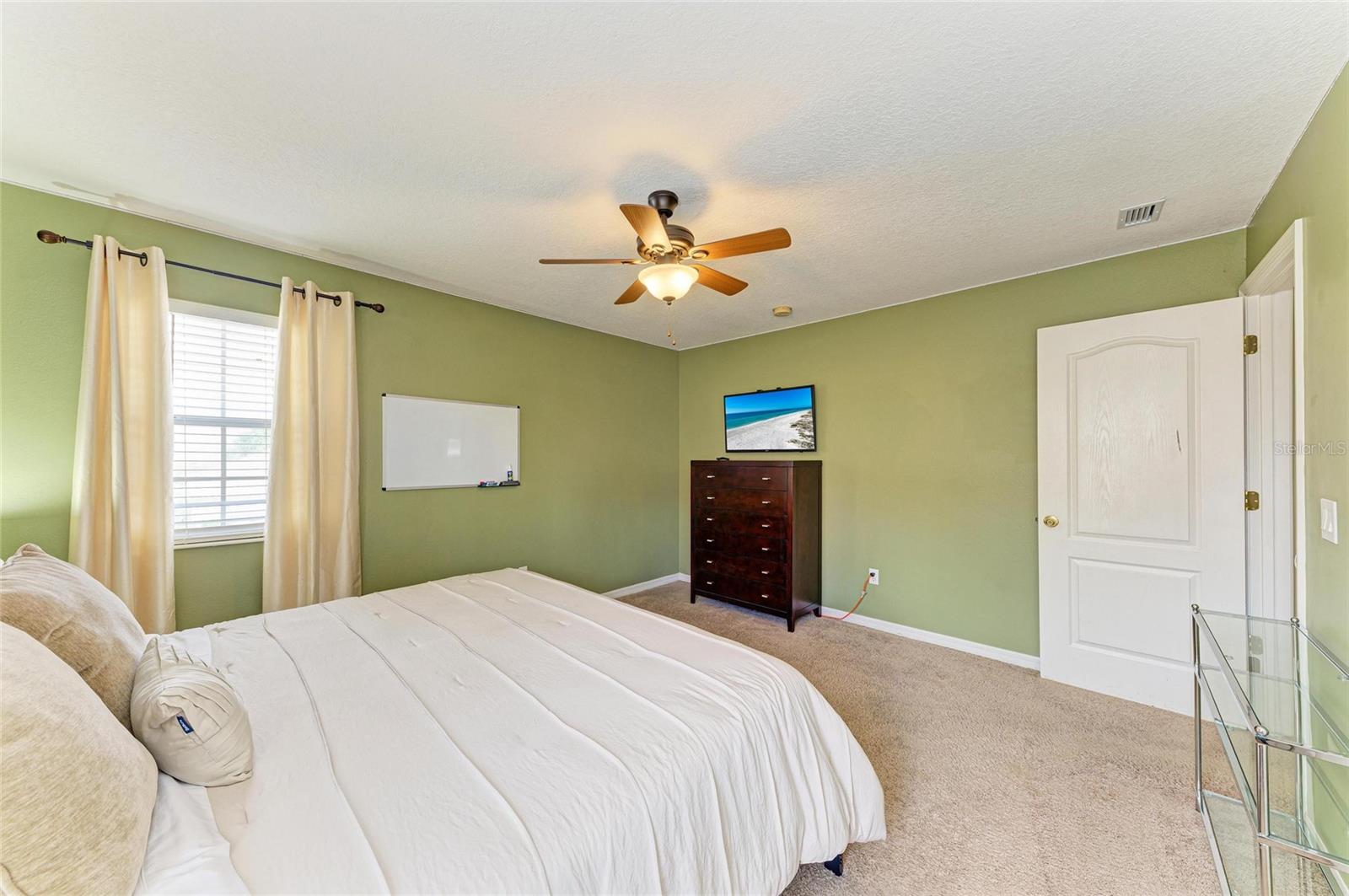 HIGHLAND RIDGE - Residential