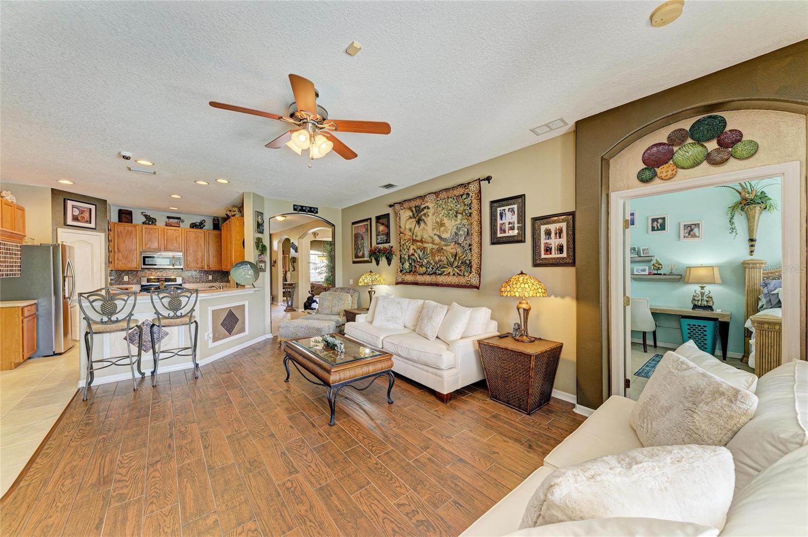 HIGHLAND RIDGE - Residential