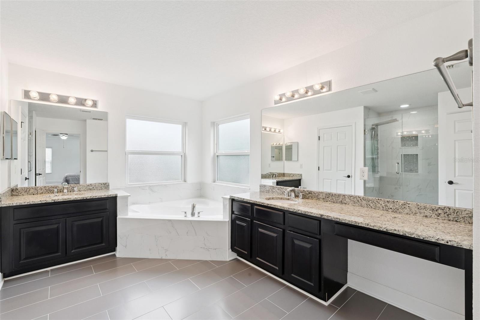 WOODLAND LAKES 02B - Residential