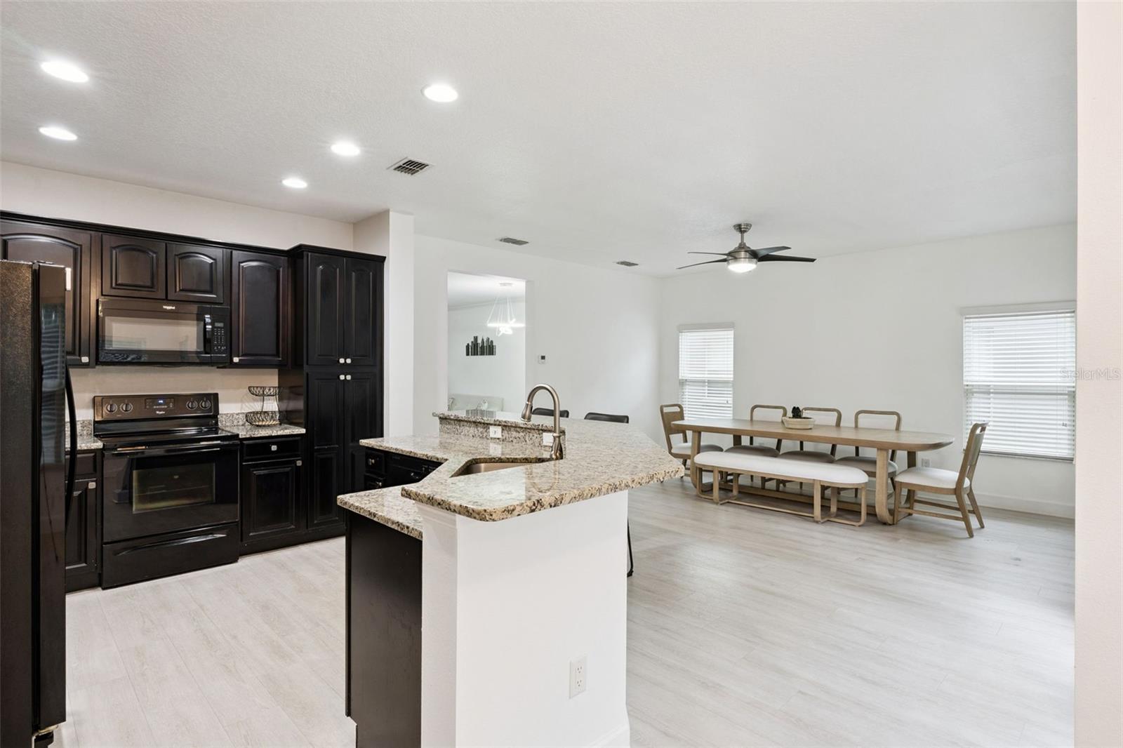 WOODLAND LAKES 02B - Residential