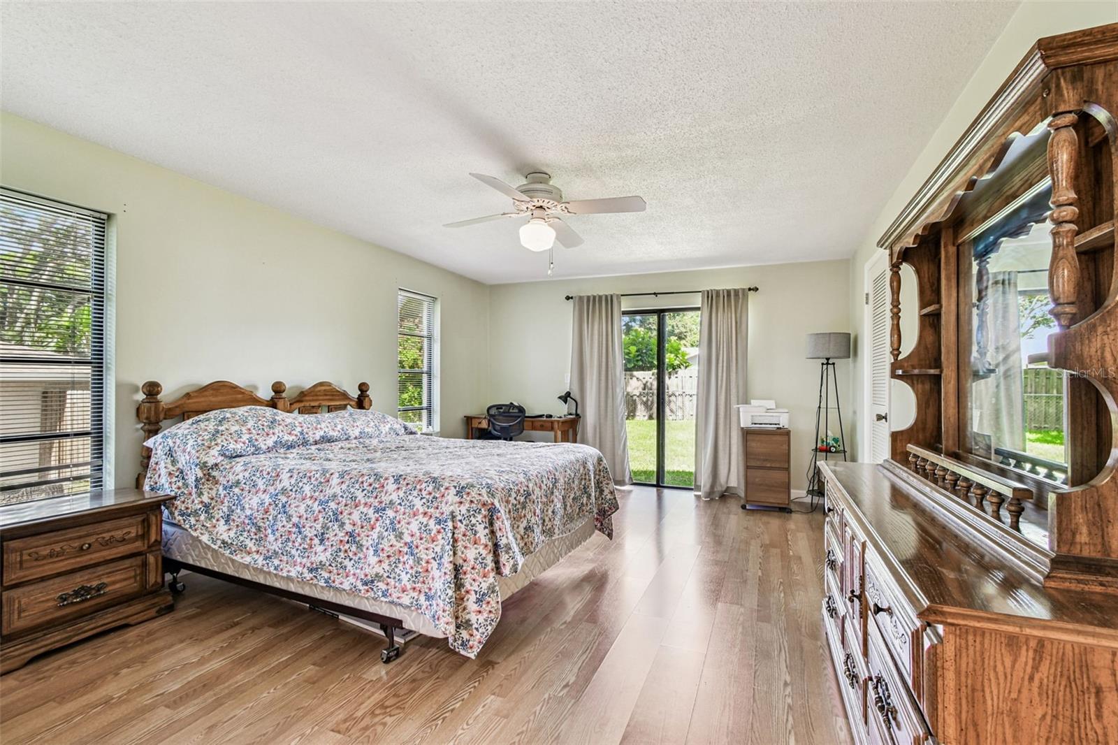 WESTLAKE VILLAGE - Residential