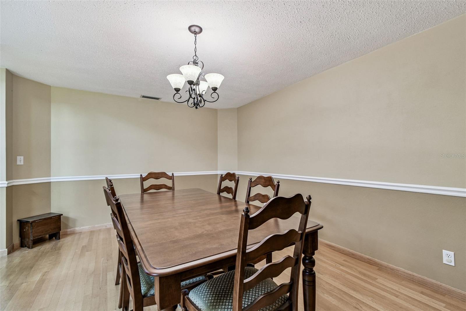 WESTLAKE VILLAGE - Residential