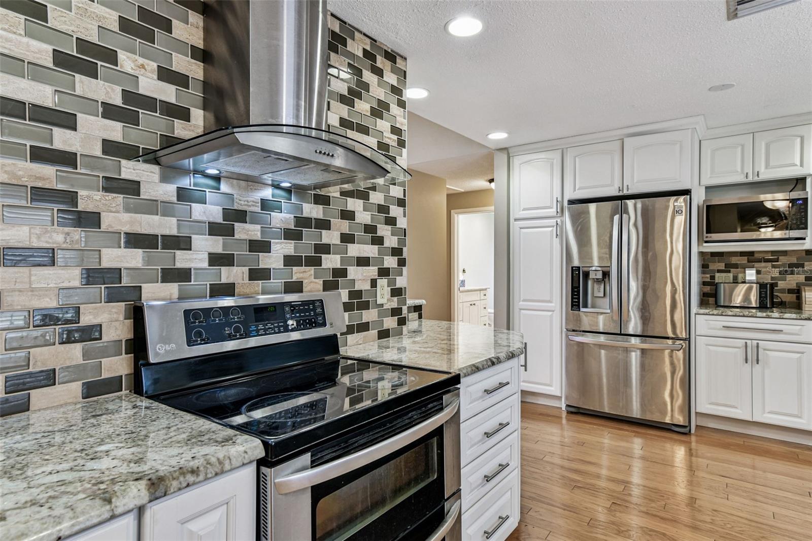 WESTLAKE VILLAGE - Residential