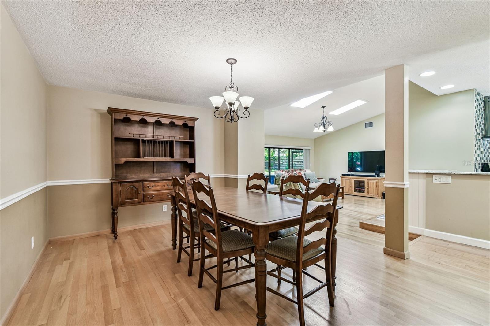 WESTLAKE VILLAGE - Residential