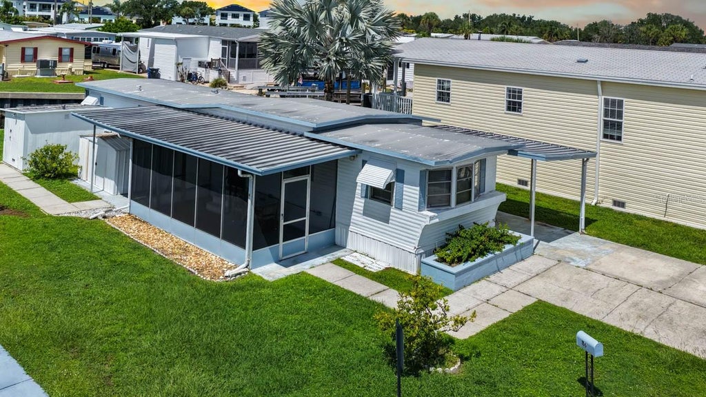 Photo of 116 W Saint Johns Way, Apollo Beach, FL 33572 (MLS # TB8544936)