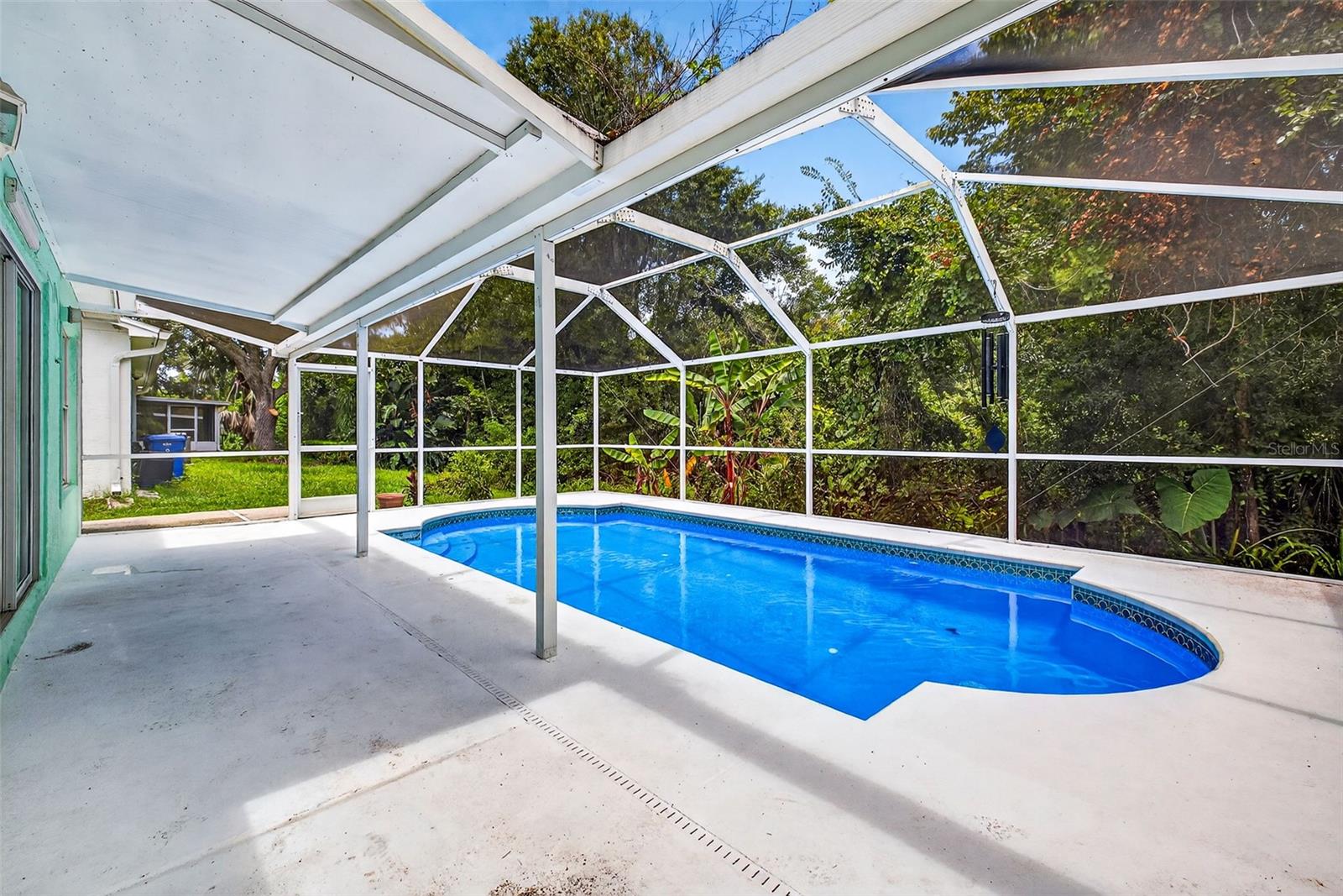 7513 SAVANNAH LANE