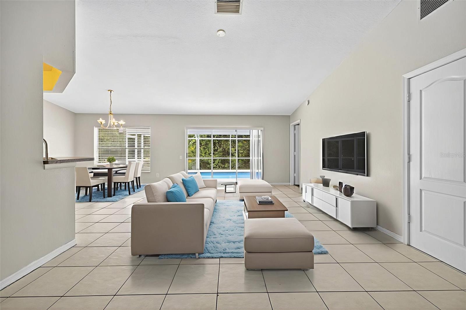 7513 SAVANNAH LANE