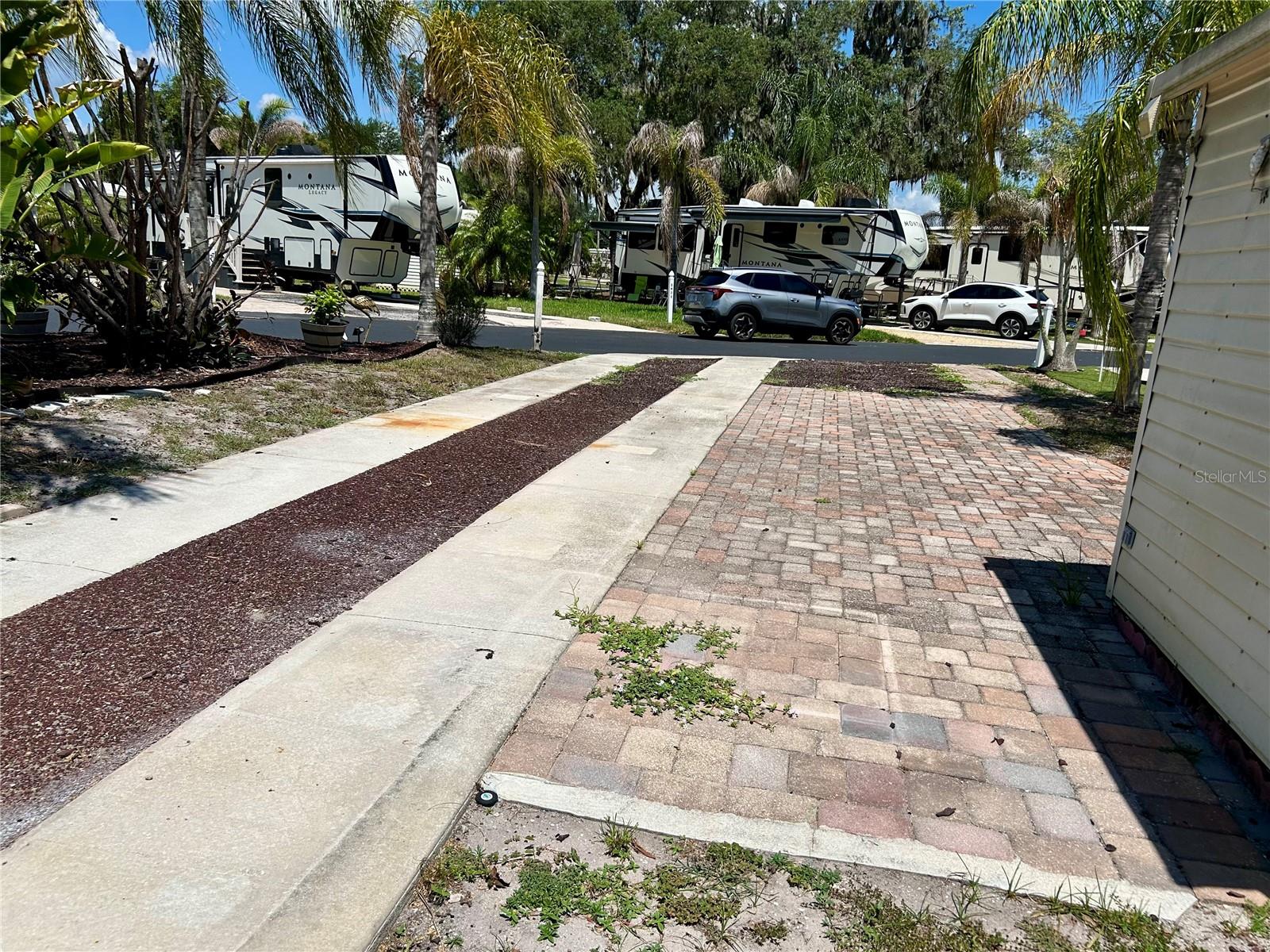 2928 BIRDIE DRIVE