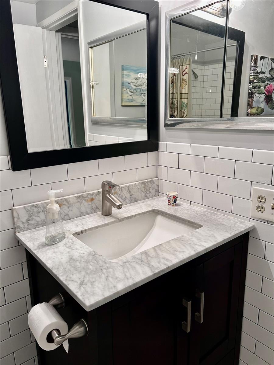 TOWN APTS CONDO - Residential