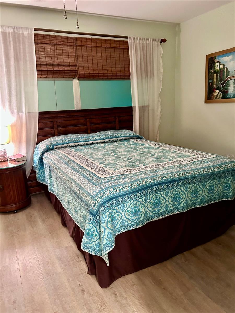 TOWN APTS CONDO - Residential