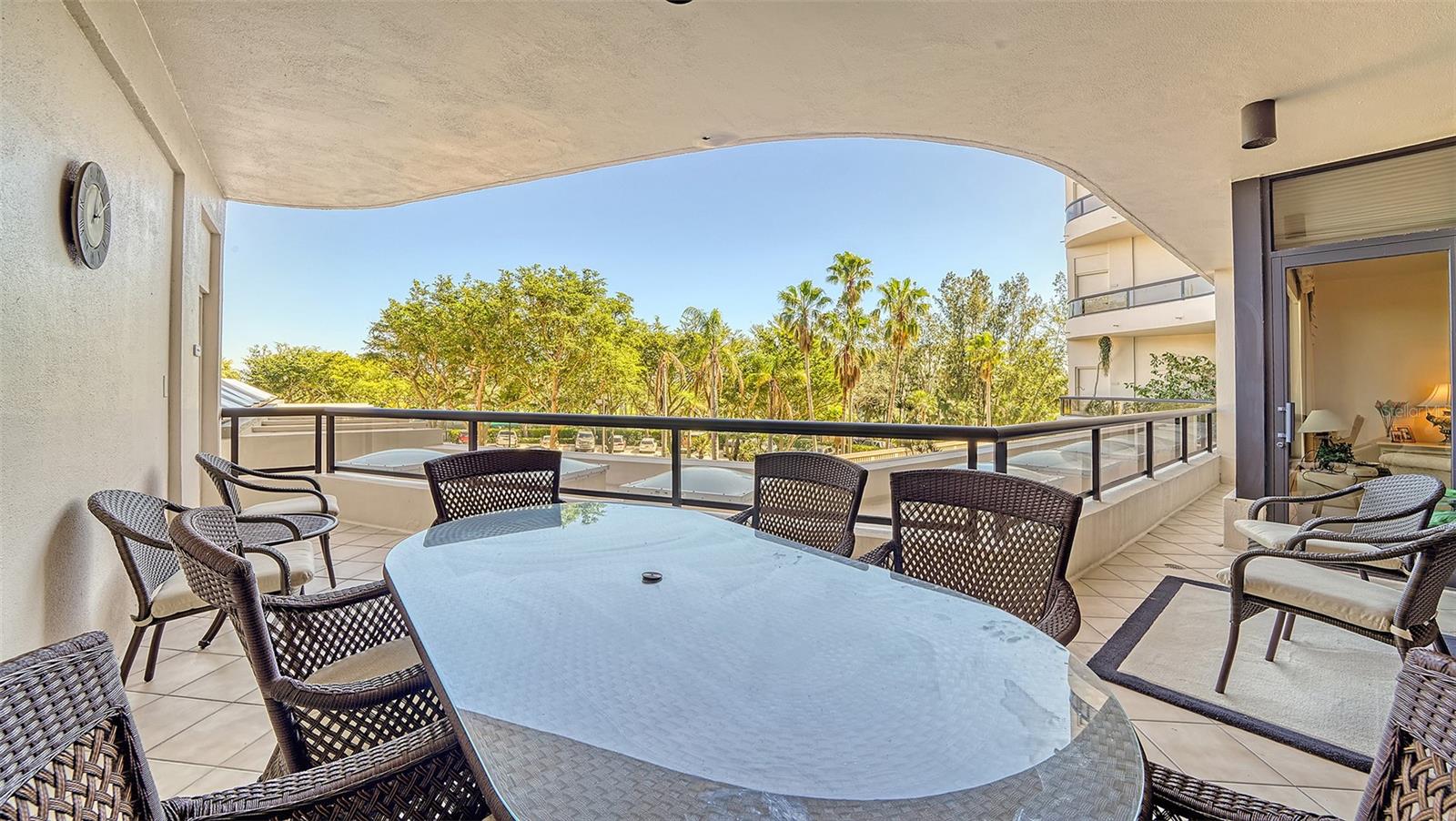 L AMBIANCE 1 - Residential