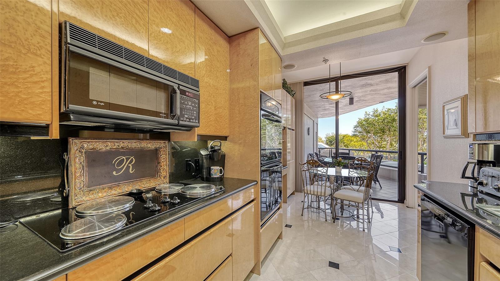 L AMBIANCE 1 - Residential