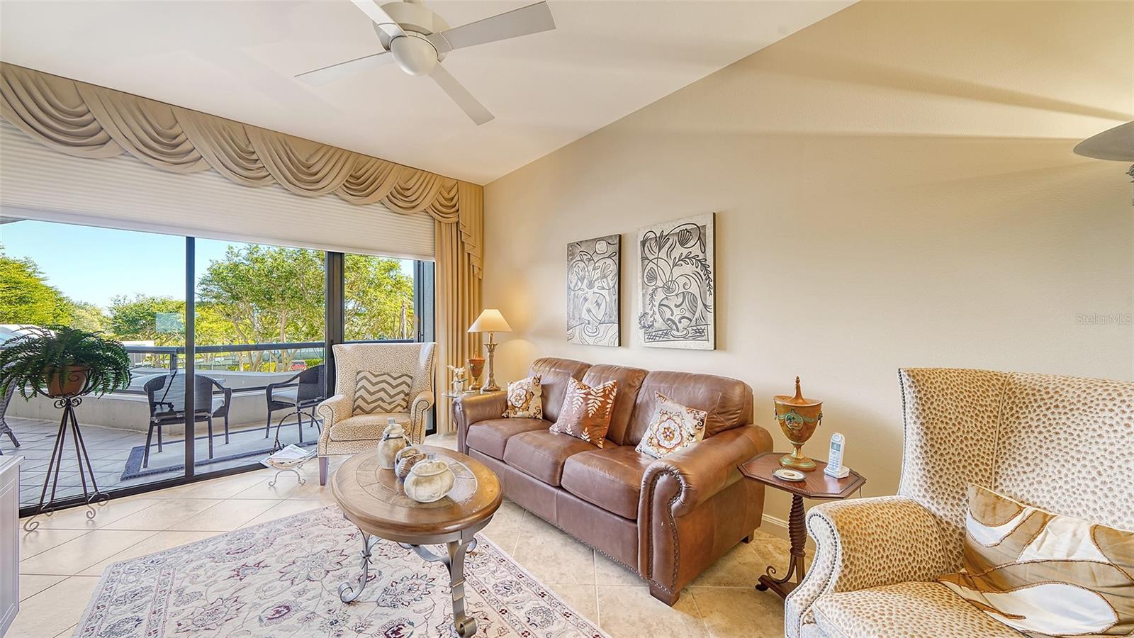 L AMBIANCE 1 - Residential