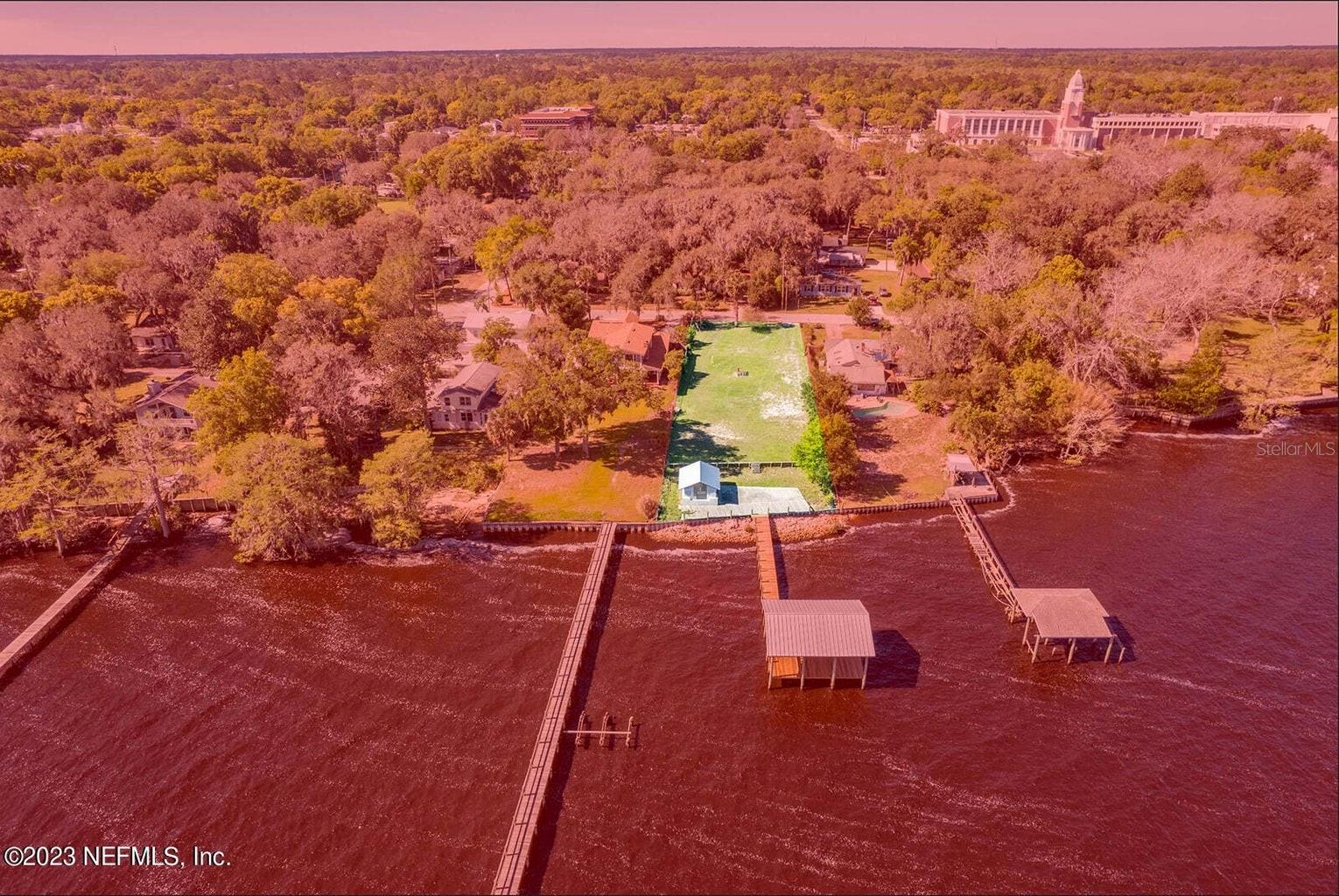 NORTH SUBURBS/GREEN COVE SPGS - Land