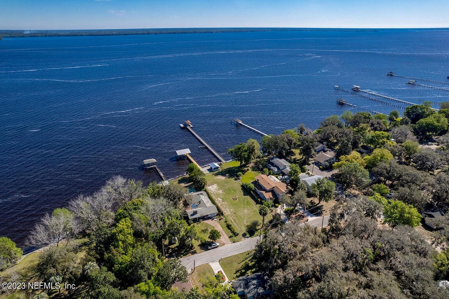 NORTH SUBURBS/GREEN COVE SPGS - Land