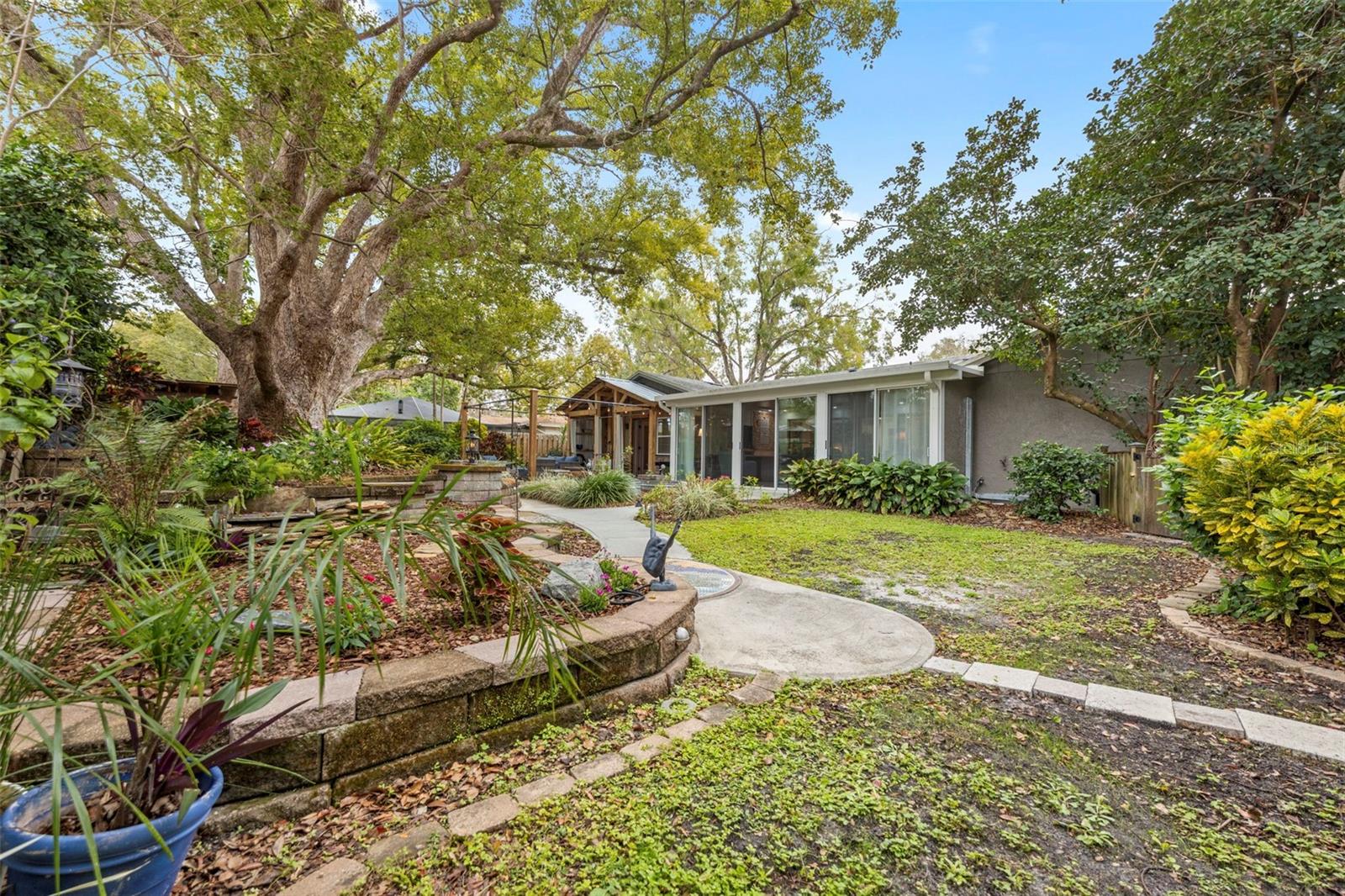 FAIRWAY VILLAGE - Residential