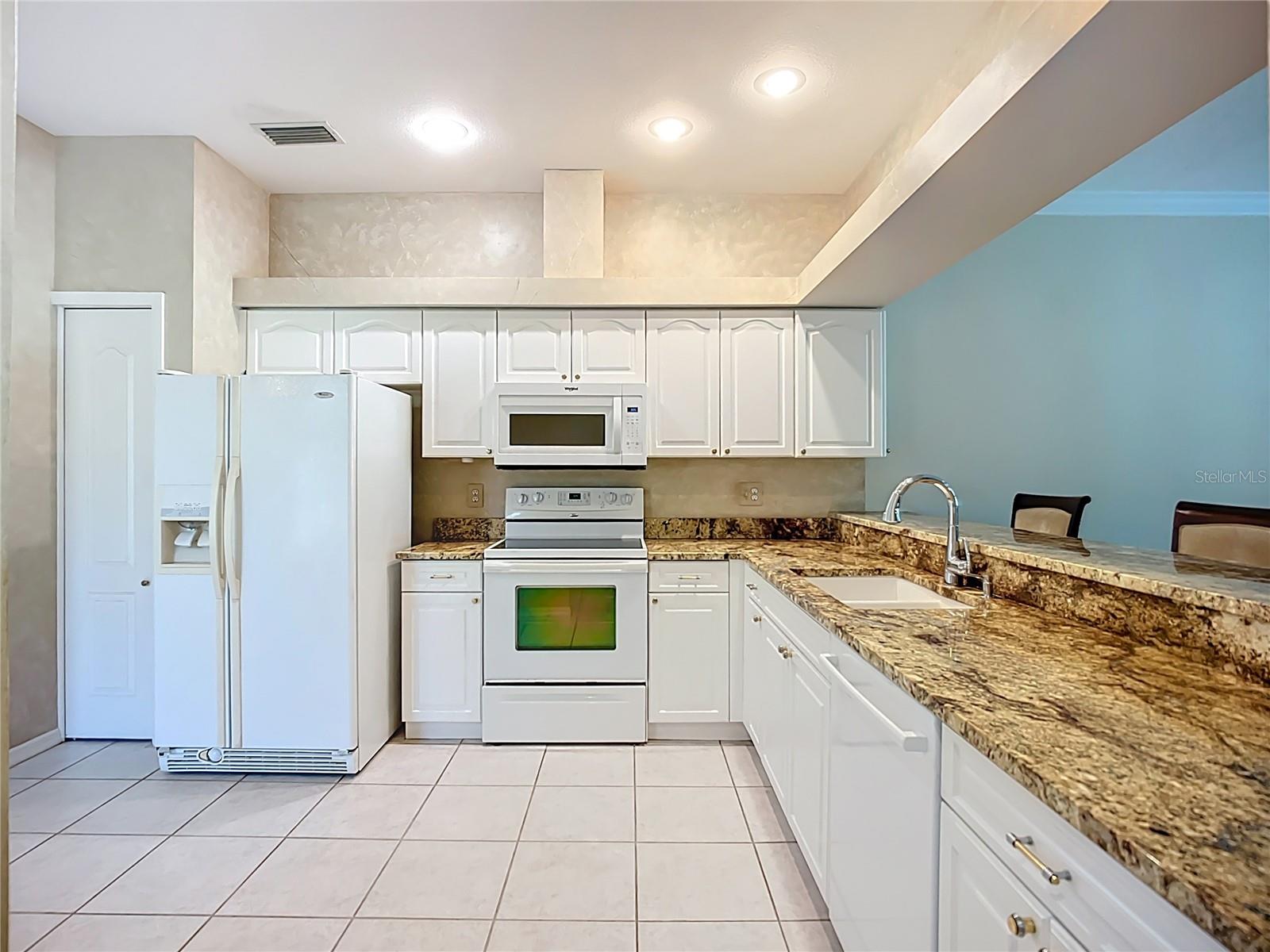 6948 STONEYWALK COURT