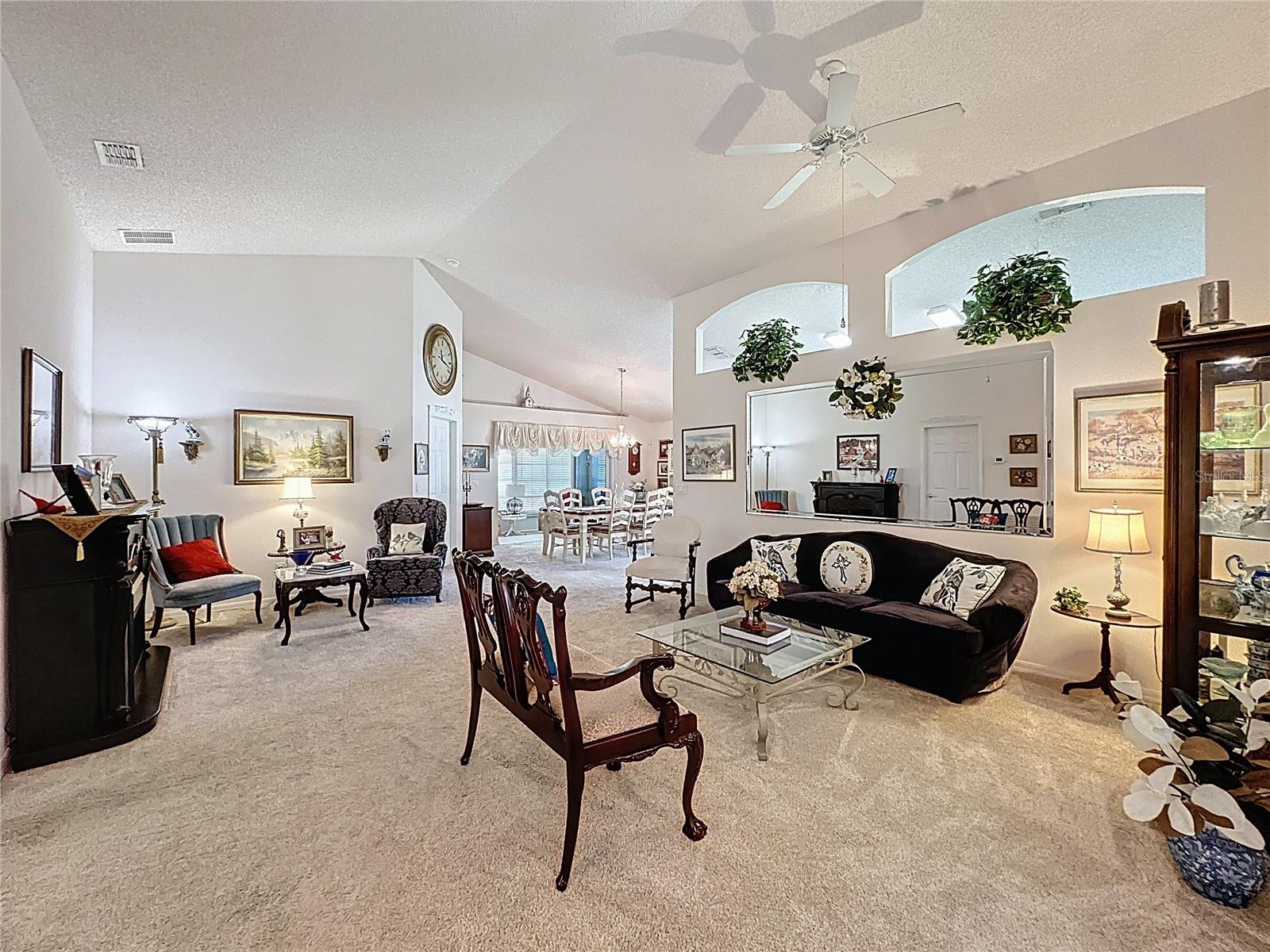 KINGS RIDGE - Residential