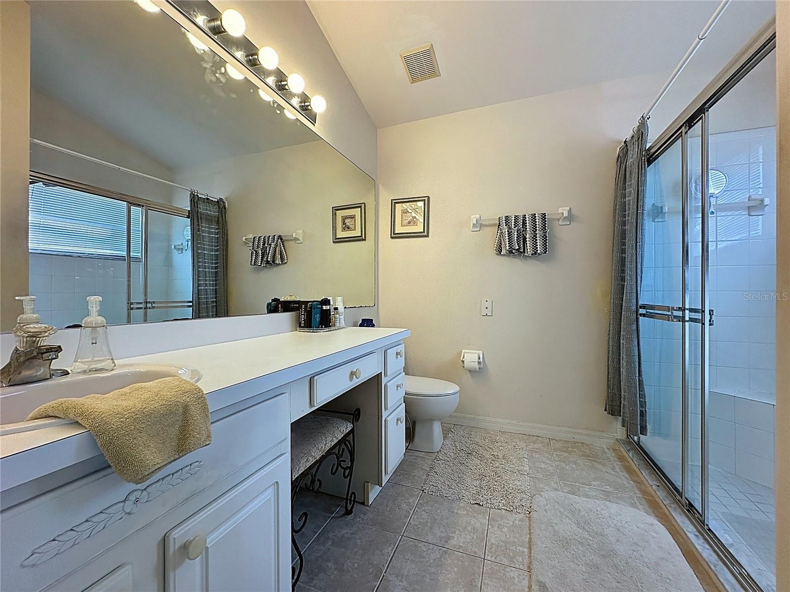 KINGS RIDGE - Residential