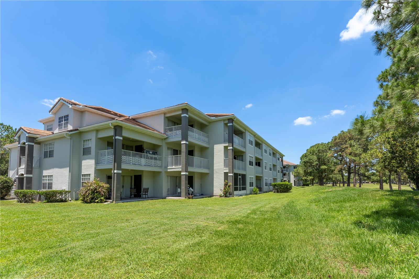 AUDUBON VILLAS/HUNTERS CRK - Residential