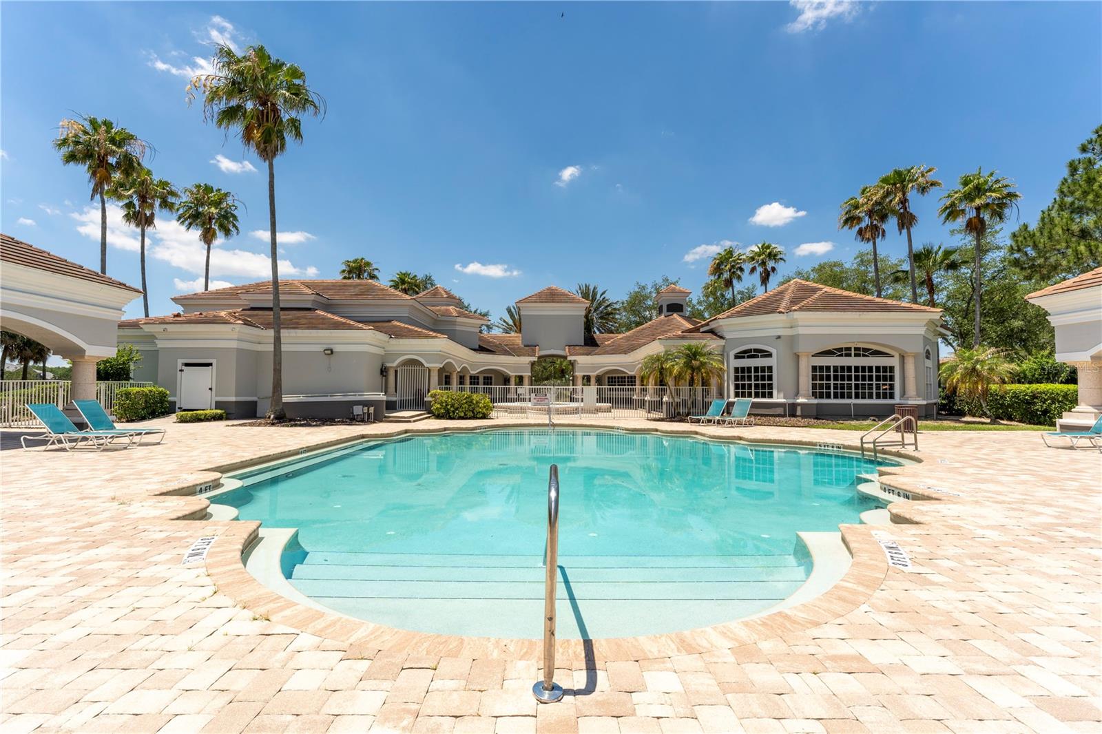 AUDUBON VILLAS/HUNTERS CRK - Residential