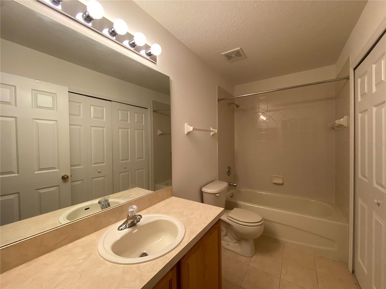 KINGS MILL - Residential Lease