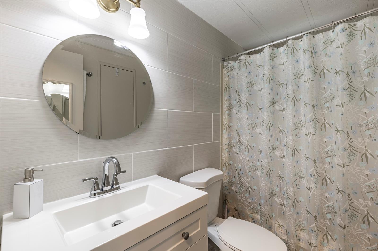 TAVARES LAKE FRANCES ESTATES - Residential