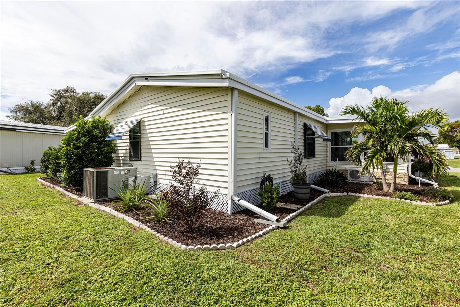 TAVARES LAKE FRANCES ESTATES - Residential