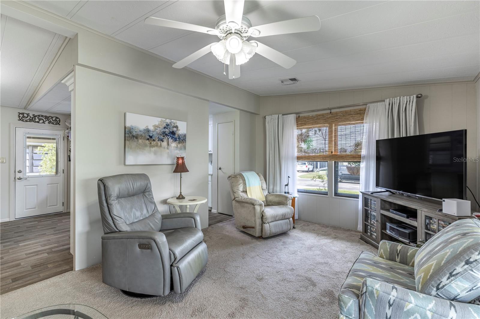 TAVARES LAKE FRANCES ESTATES - Residential