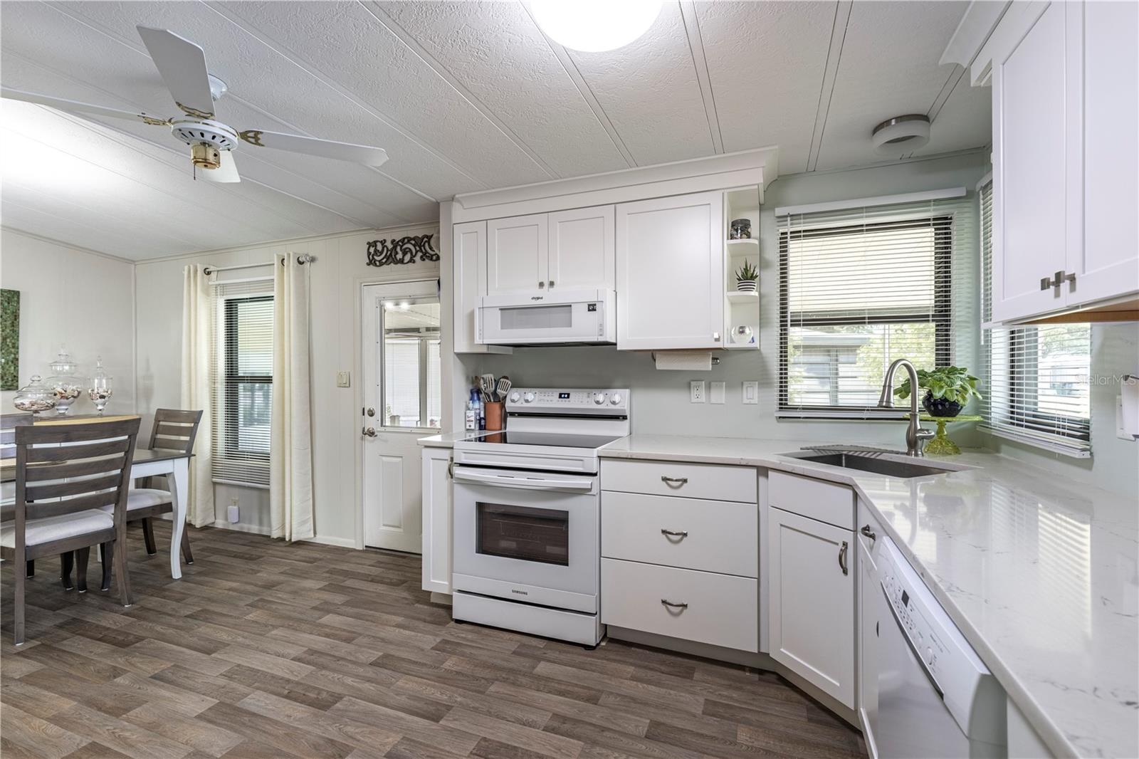 TAVARES LAKE FRANCES ESTATES - Residential