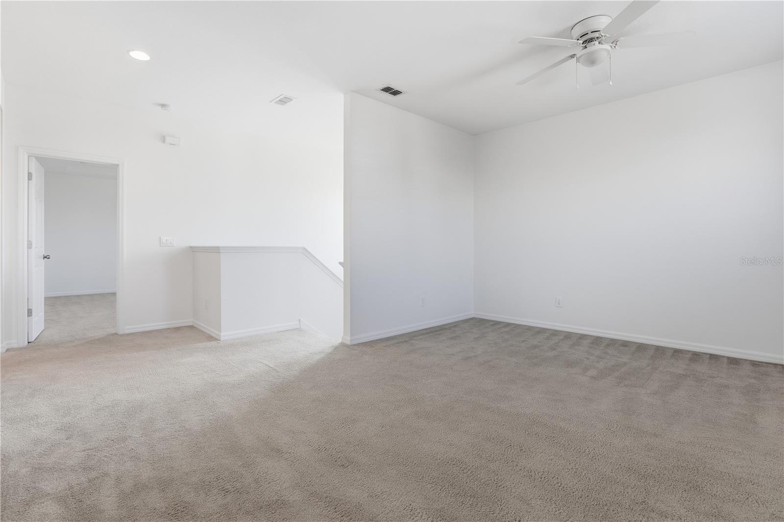 ORCHARD HILLS - Residential Lease