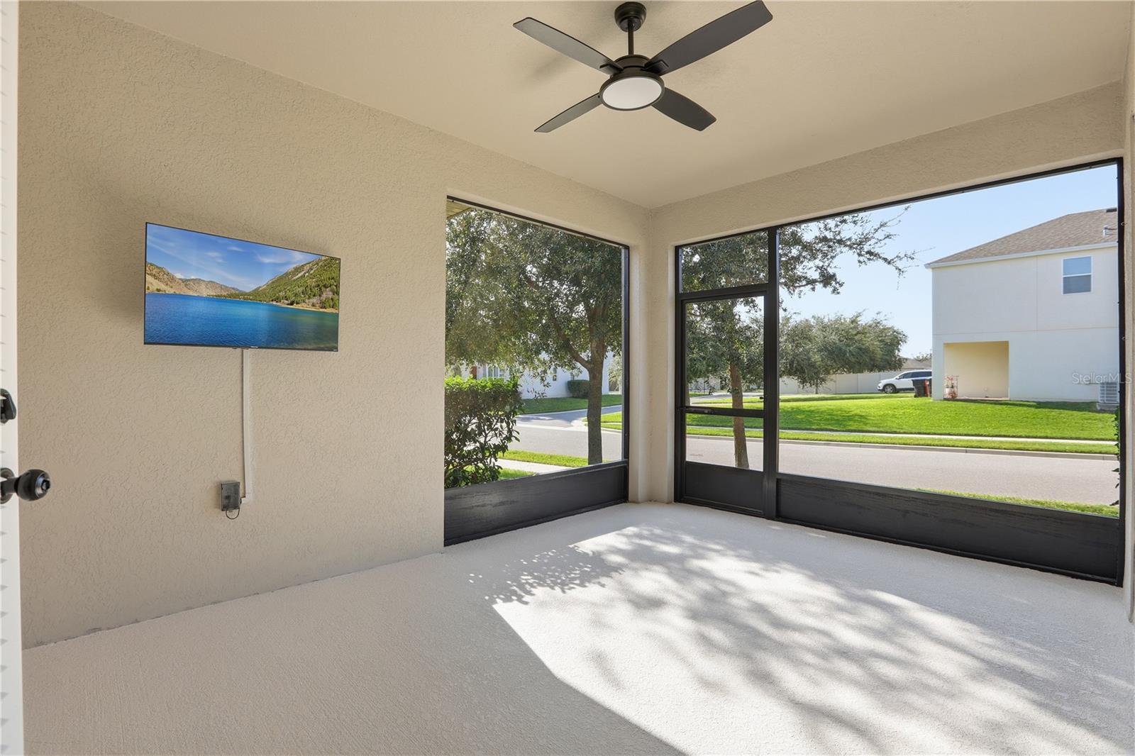 ORCHARD HILLS - Residential Lease