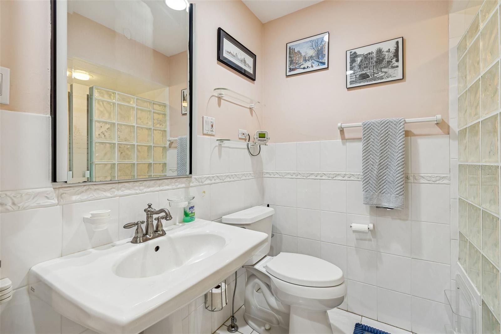 YALAHA - Residential