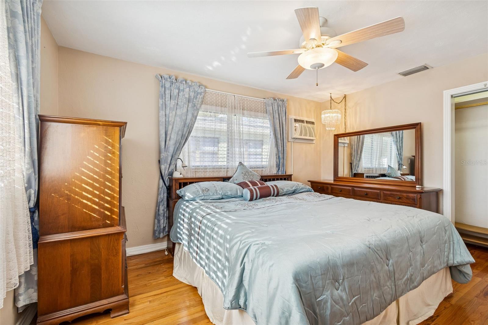 YALAHA - Residential