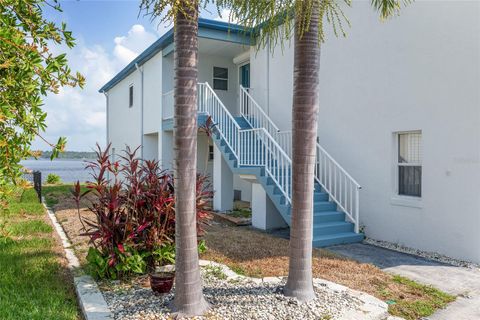 A home in CRYSTAL RIVER