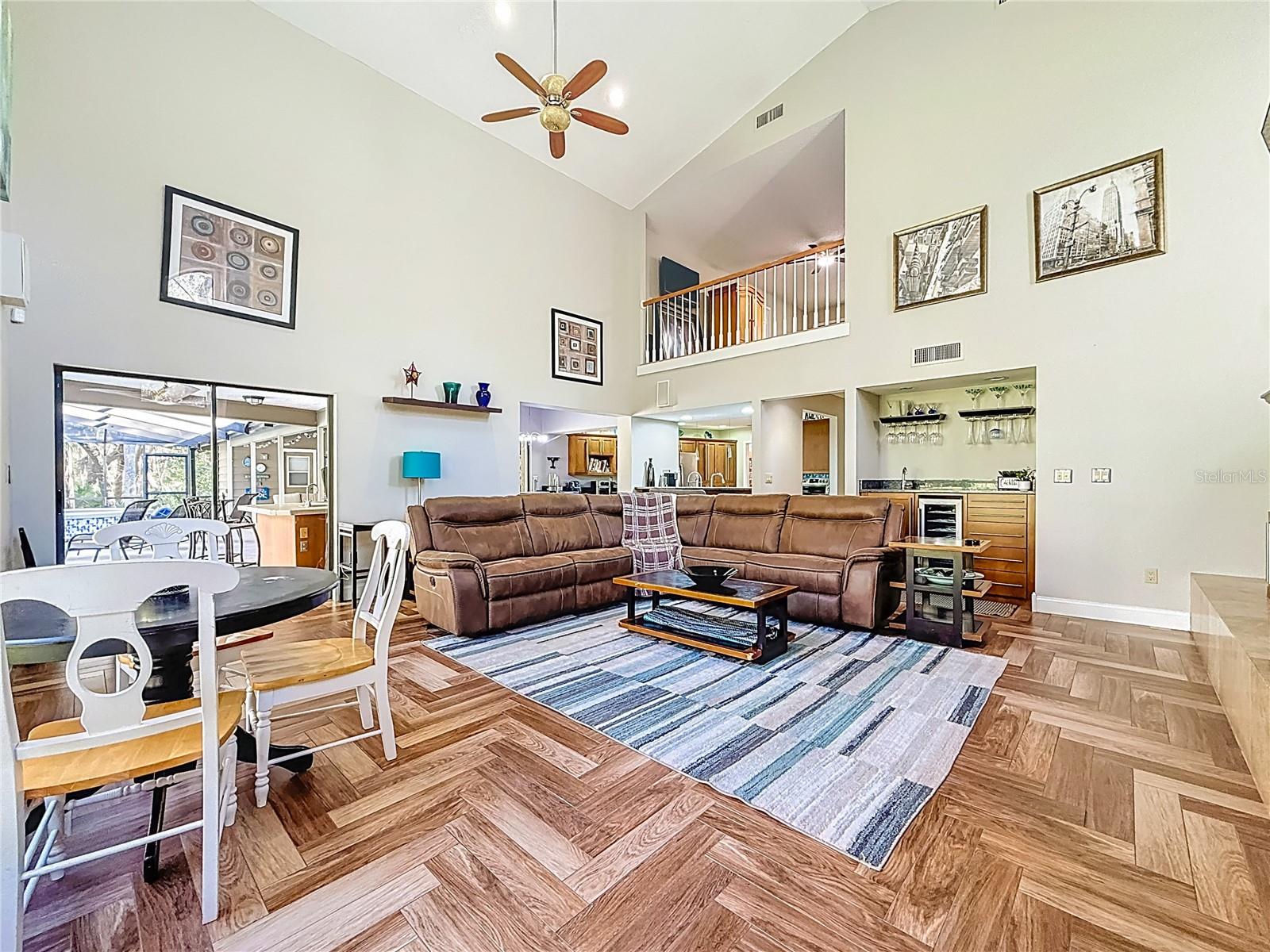 DEERPATH UNIT ONE - Residential