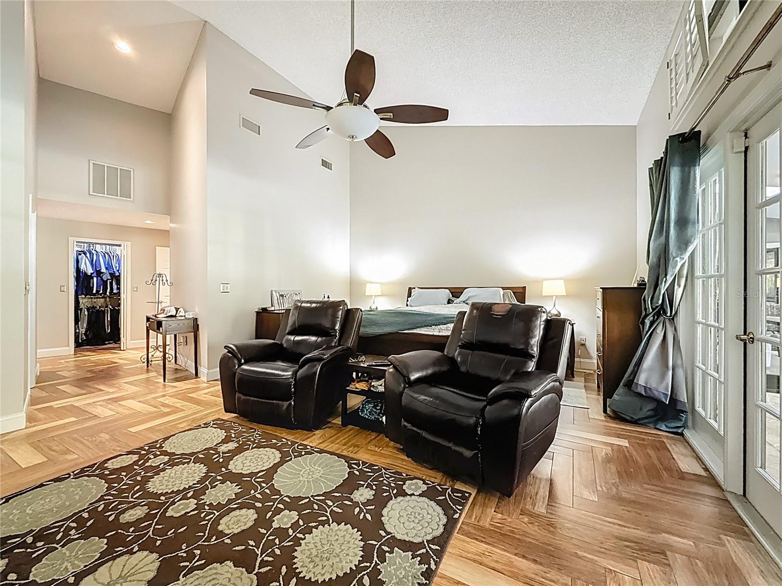 DEERPATH UNIT ONE - Residential