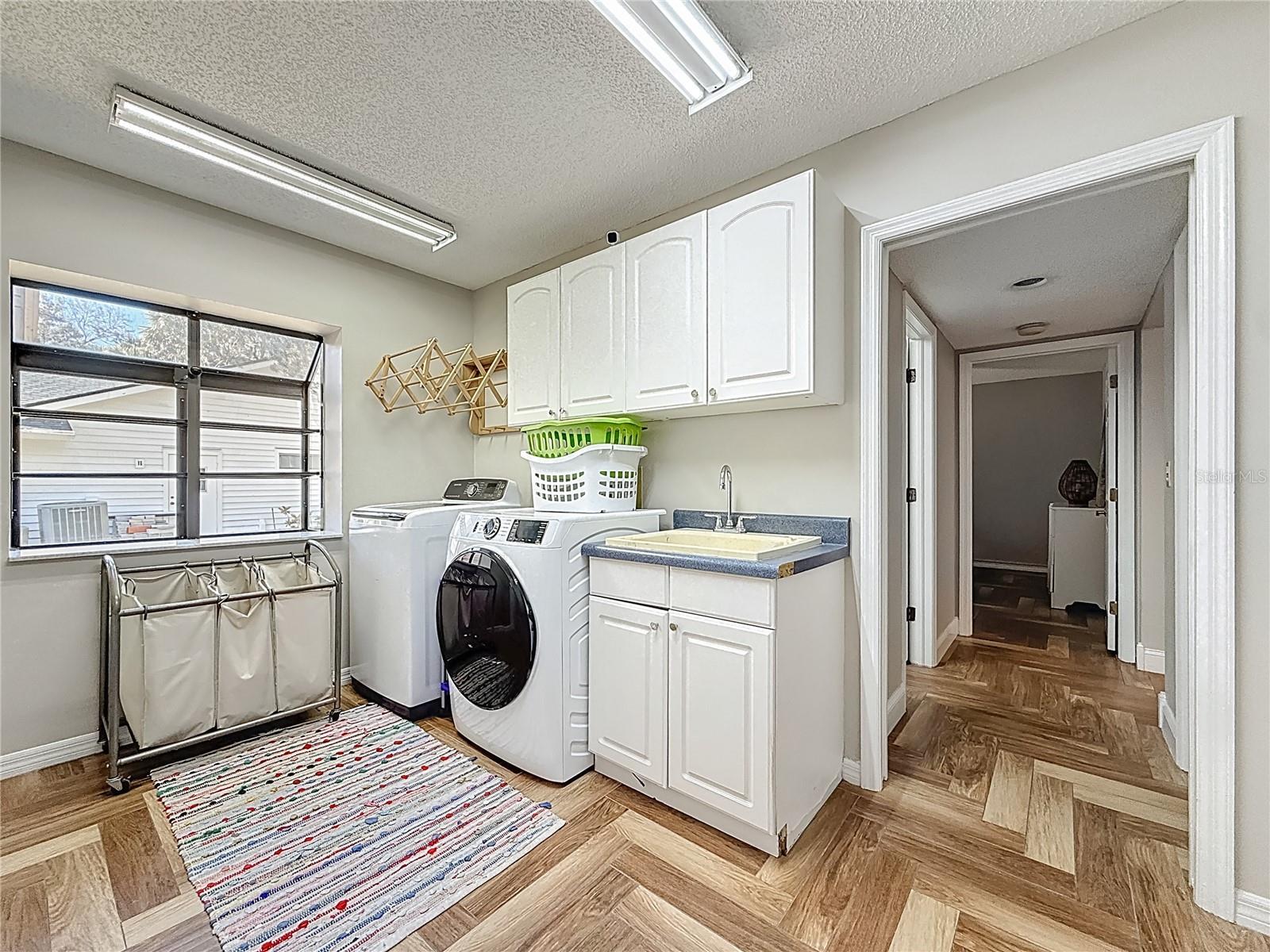 DEERPATH UNIT ONE - Residential