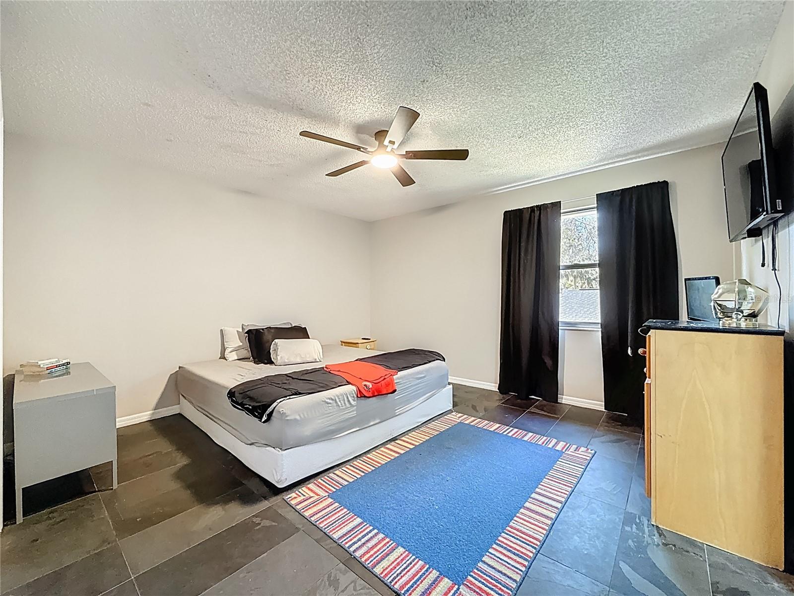 DEERPATH UNIT ONE - Residential