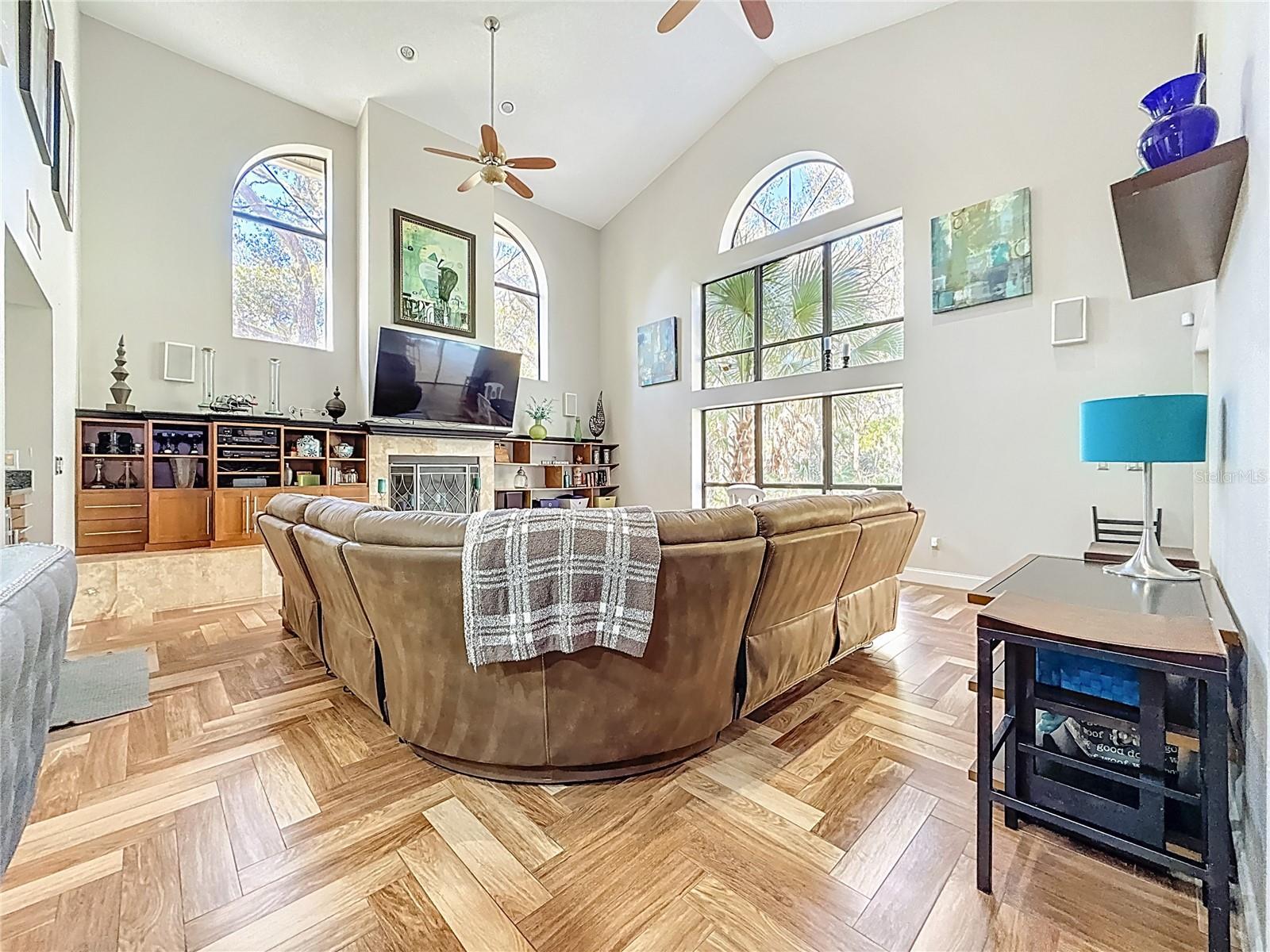 DEERPATH UNIT ONE - Residential