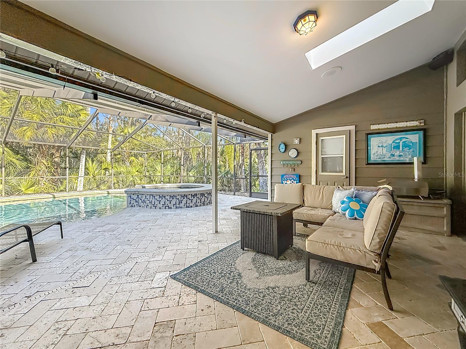 DEERPATH UNIT ONE - Residential