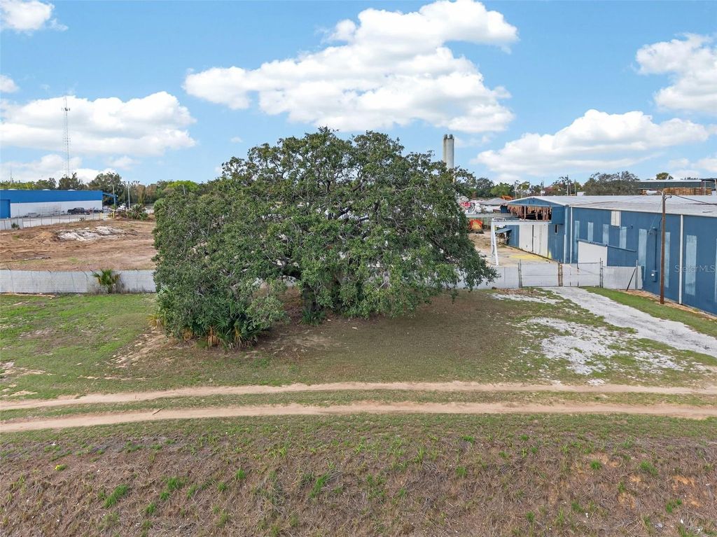 Photo of Hwy 17 92 N, Haines City, FL 33844 (MLS # P4938174)