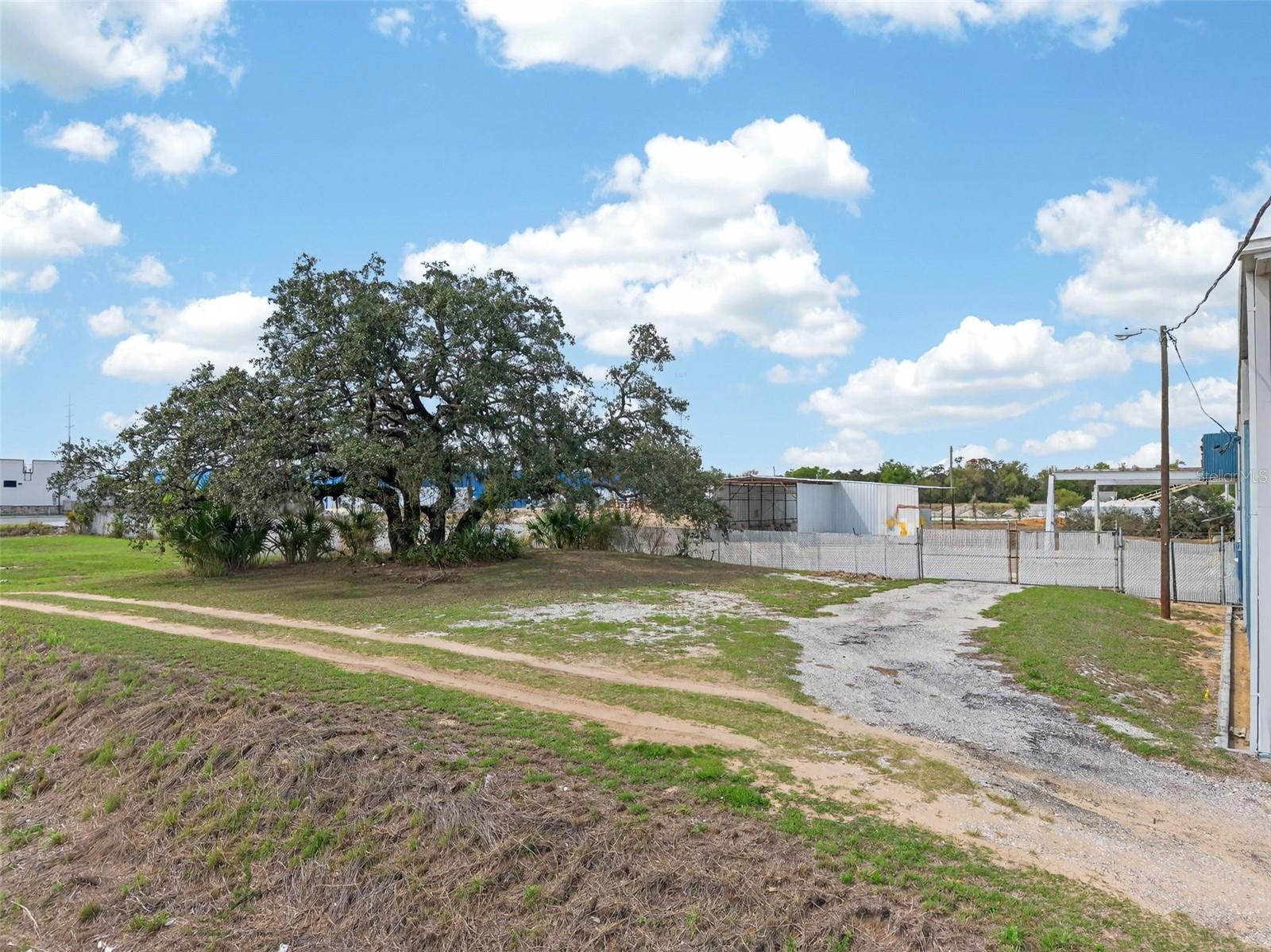 HAINES CITY TERMINALS - Land